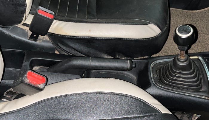 2018 Honda Amaze 1.2L I-VTEC V, Petrol, Manual, 81,624 km, Gear Lever