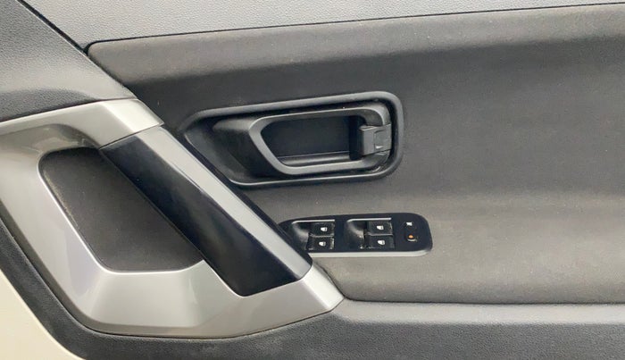 2022 Tata Safari XM SUNROOF, Diesel, Manual, 45,578 km, Driver Side Door Panels Control