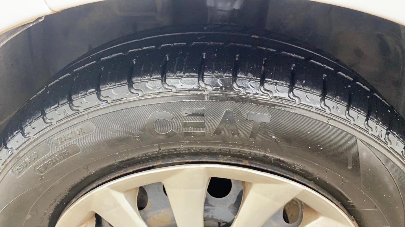 2020 Datsun Redi Go T(O) 1.0 AMT, Petrol, Automatic, 50,080 km, Left Front Tyre Tread