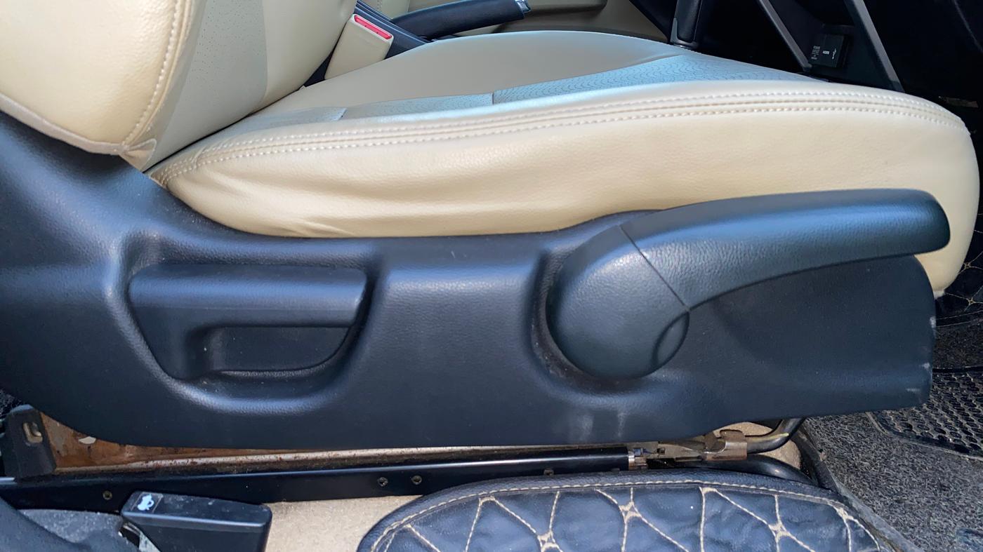 2018 Honda City 1.5L I-VTEC ZX CVT, CNG, Automatic, 97,534 km, Driver Side Adjustment Panel