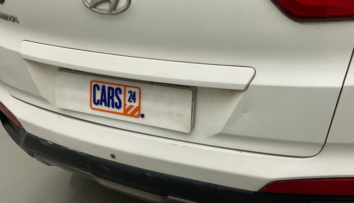 2015 Hyundai Creta S 1.6 PETROL, Petrol, Manual, 28,686 km, Dicky (Boot door) - Slightly dented