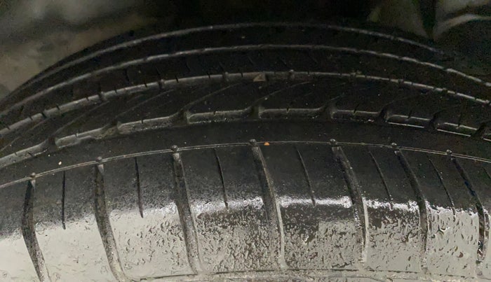 2015 Hyundai Creta S 1.6 PETROL, Petrol, Manual, 28,686 km, Left Rear Tyre Tread