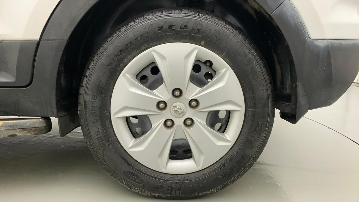 2015 Hyundai Creta S 1.6 PETROL, Petrol, Manual, 28,686 km, Left Rear Wheel