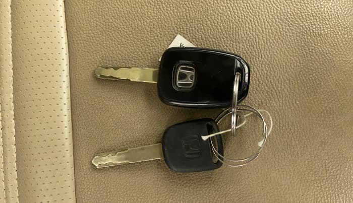 2019 Honda Amaze 1.2L I-VTEC S, Petrol, Manual, 93,286 km, Key Close Up