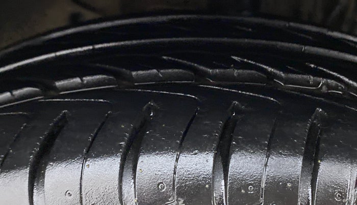 2018 Tata Tiago XZA 1.2 REVOTRON, Petrol, Automatic, 7,048 km, Right Front Tyre Tread