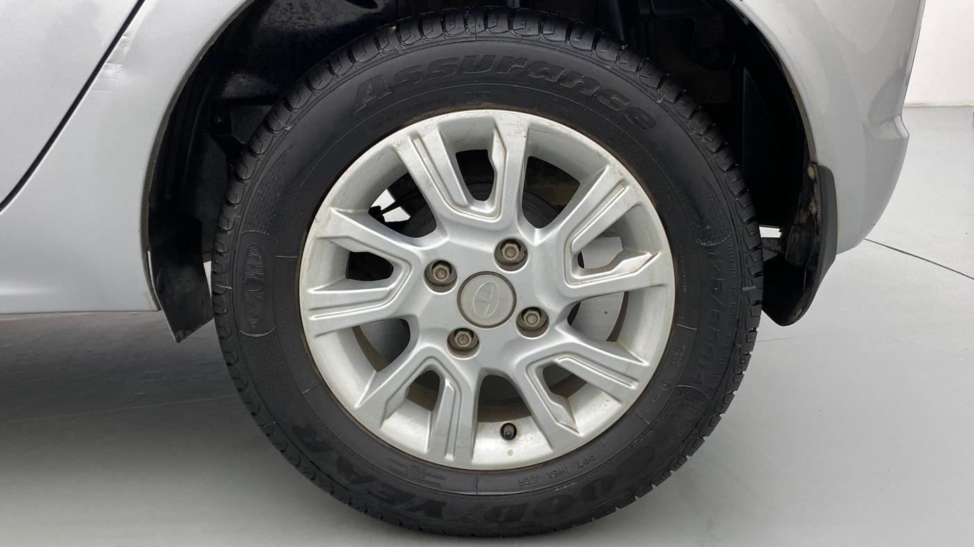 2018 Tata Tiago XZA 1.2 REVOTRON, Petrol, Automatic, 7,048 km, Left Rear Wheel