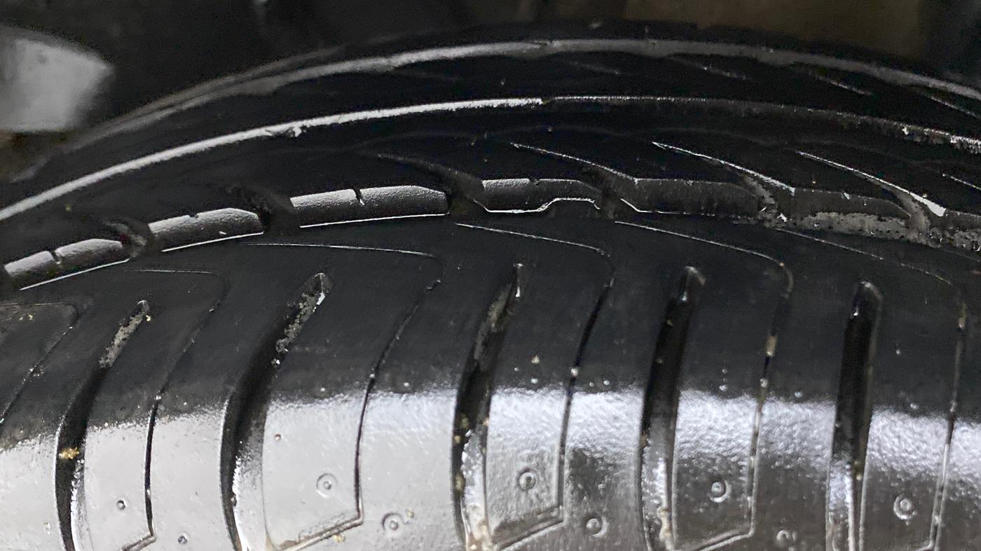 2018 Tata Tiago XZA 1.2 REVOTRON, Petrol, Automatic, 7,048 km, Left Rear Tyre Tread