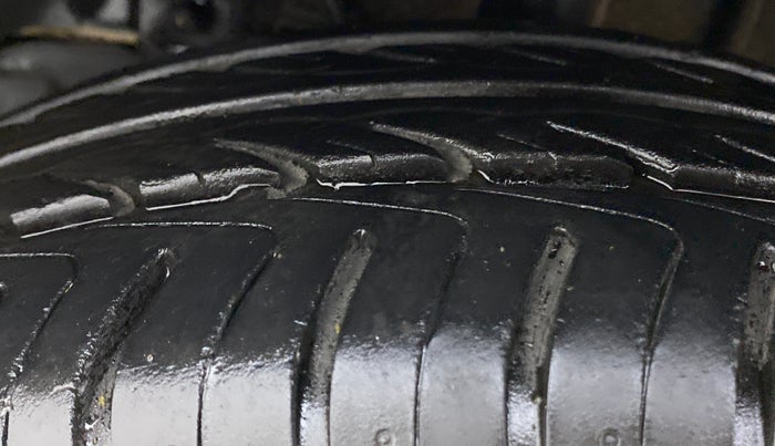 2018 Tata Tiago XZA 1.2 REVOTRON, Petrol, Automatic, 7,048 km, Left Front Tyre Tread