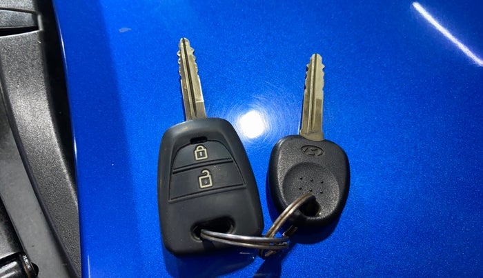 2018 Hyundai Grand i10 MAGNA 1.2 KAPPA VTVT, Petrol, Manual, 34,926 km, Key Close Up