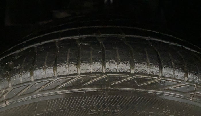 2022 Tata NEXON XZA PLUS PETROL DARK EDITION, CNG, Automatic, 41,875 km, Left Front Tyre Tread