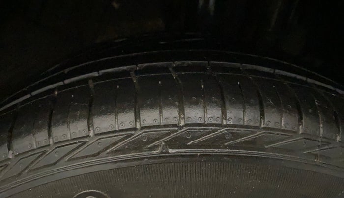 2022 Tata NEXON XZA PLUS PETROL DARK EDITION, CNG, Automatic, 41,875 km, Left Rear Tyre Tread