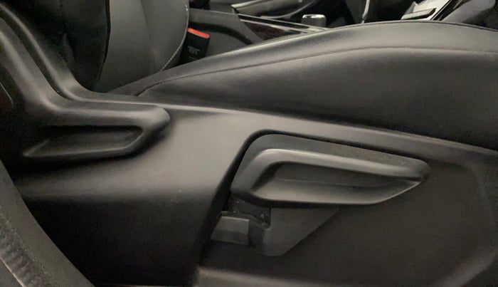 2022 Tata NEXON XZA PLUS PETROL DARK EDITION, CNG, Automatic, 41,875 km, Driver Side Adjustment Panel