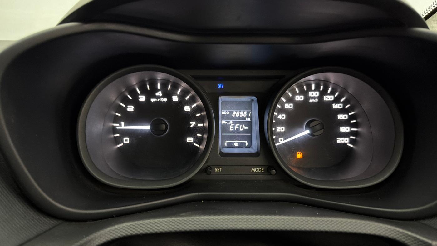 2018 Tata NEXON XT PETROL, Petrol, Manual, 28,953 km, Odometer Image