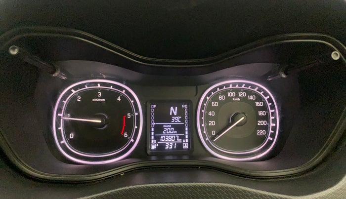 2018 Maruti Vitara Brezza ZDI PLUS AT DUAL TONE, Diesel, Automatic, 1,03,888 km, Odometer Image