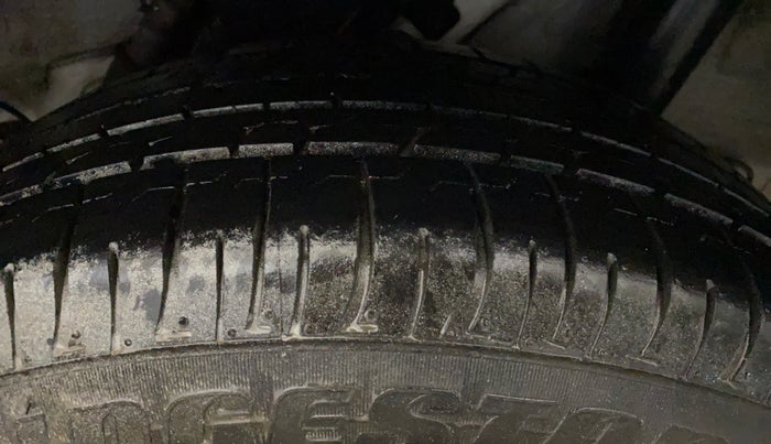 2021 Hyundai VENUE S+ 1.2, Petrol, Manual, 67,701 km, Left Rear Tyre Tread