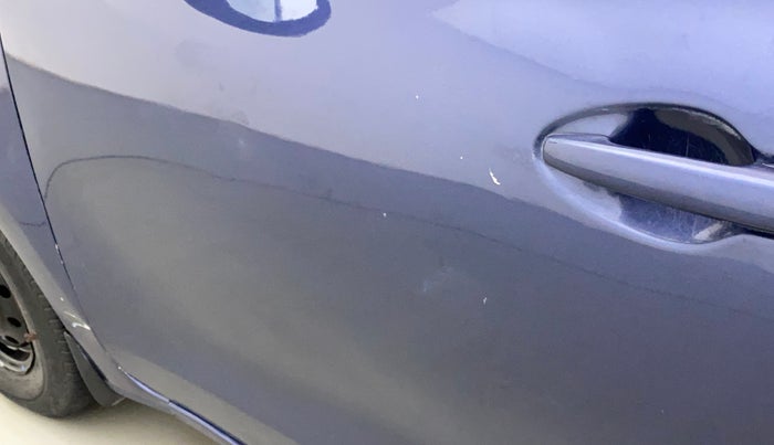 2019 Maruti Dzire VXI, Petrol, Manual, 42,110 km, Front passenger door - Minor scratches