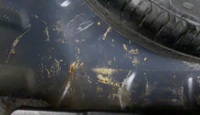 2019 Maruti Dzire VXI, Petrol, Manual, 42,110 km, Boot floor - Slight discoloration