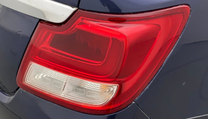 2019 Maruti Dzire VXI, Petrol, Manual, 42,110 km, Right tail light - Minor damage