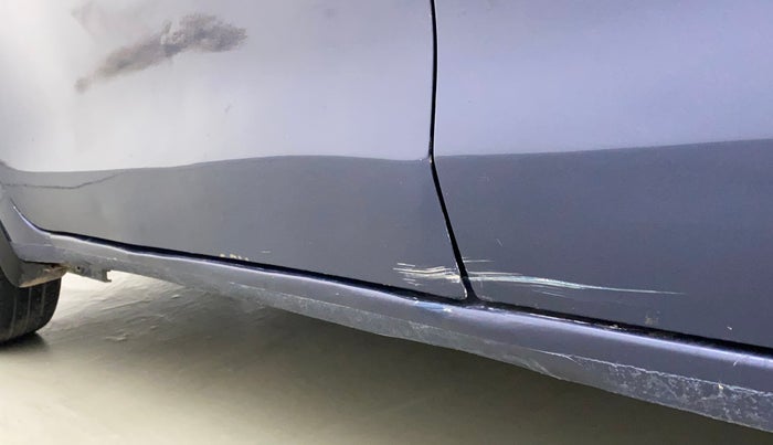 2019 Maruti Dzire VXI, Petrol, Manual, 42,110 km, Left running board - Slightly dented