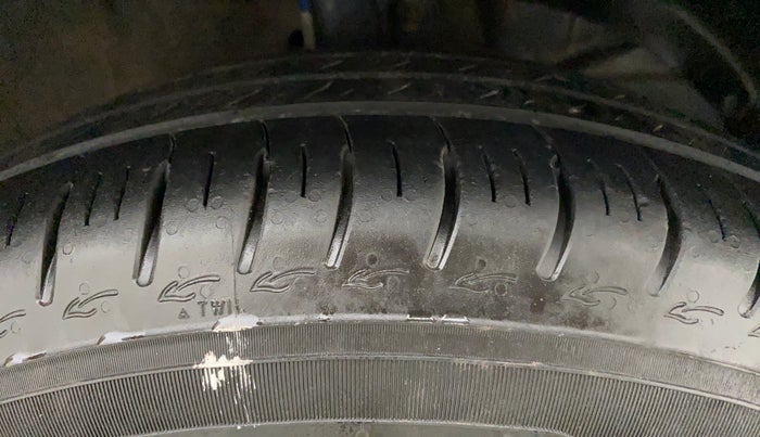 2019 Maruti Dzire VXI, Petrol, Manual, 42,110 km, Right Front Tyre Tread