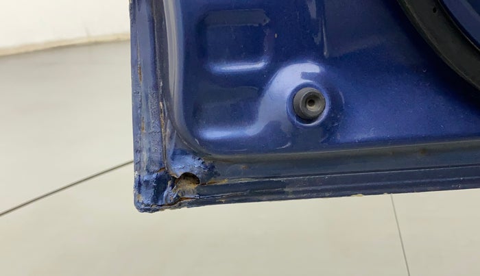 2019 Maruti Dzire VXI, Petrol, Manual, 42,110 km, Front passenger door - Slight discoloration
