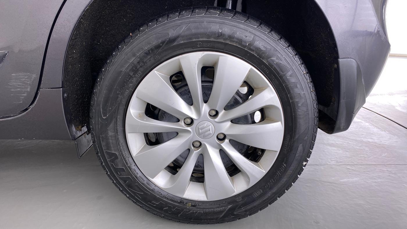 2017 Maruti Baleno DELTA PETROL 1.2, Petrol, Manual, 25,405 km, Left Rear Wheel