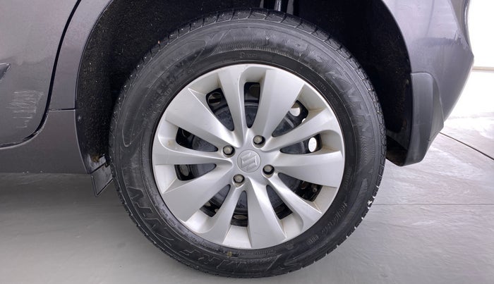 2017 Maruti Baleno DELTA PETROL 1.2, Petrol, Manual, 25,405 km, Left Rear Wheel