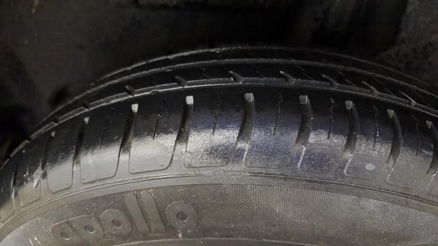 2021 Maruti Dzire LXI, Petrol, Manual, 39,650 km, Left Rear Tyre Tread