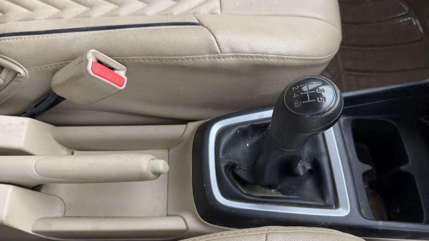 2021 Maruti Dzire LXI, Petrol, Manual, 39,650 km, Gear Lever