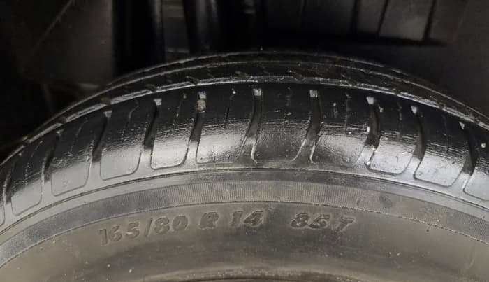 2021 Maruti Dzire LXI, Petrol, Manual, 39,650 km, Right Rear Tyre Tread