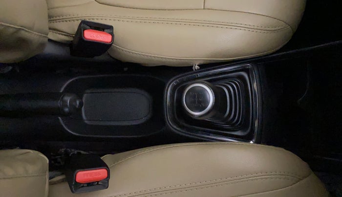 2021 Honda Amaze 1.2L I-VTEC S, CNG, Manual, 39,068 km, Gear Lever