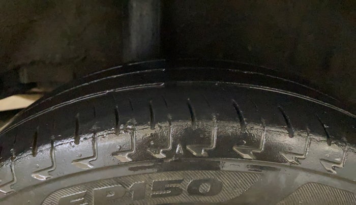 2021 Honda Amaze 1.2L I-VTEC S, CNG, Manual, 39,068 km, Right Rear Tyre Tread