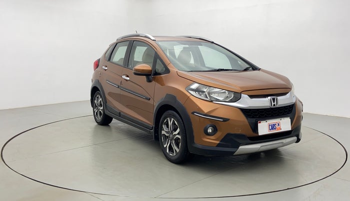 2017 Honda WR-V 1.2 i-VTEC VX MT, Petrol, Manual, 1,00,527 km, Right Front Diagonal