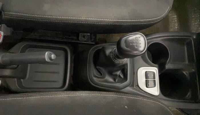 2018 Datsun Redi Go T(O) 1.0, Petrol, Manual, 31,437 km, Gear Lever