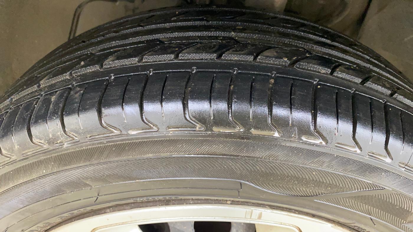 2018 Tata NEXON XZ PETROL, Petrol, Manual, 53,738 km, Left Front Tyre Tread