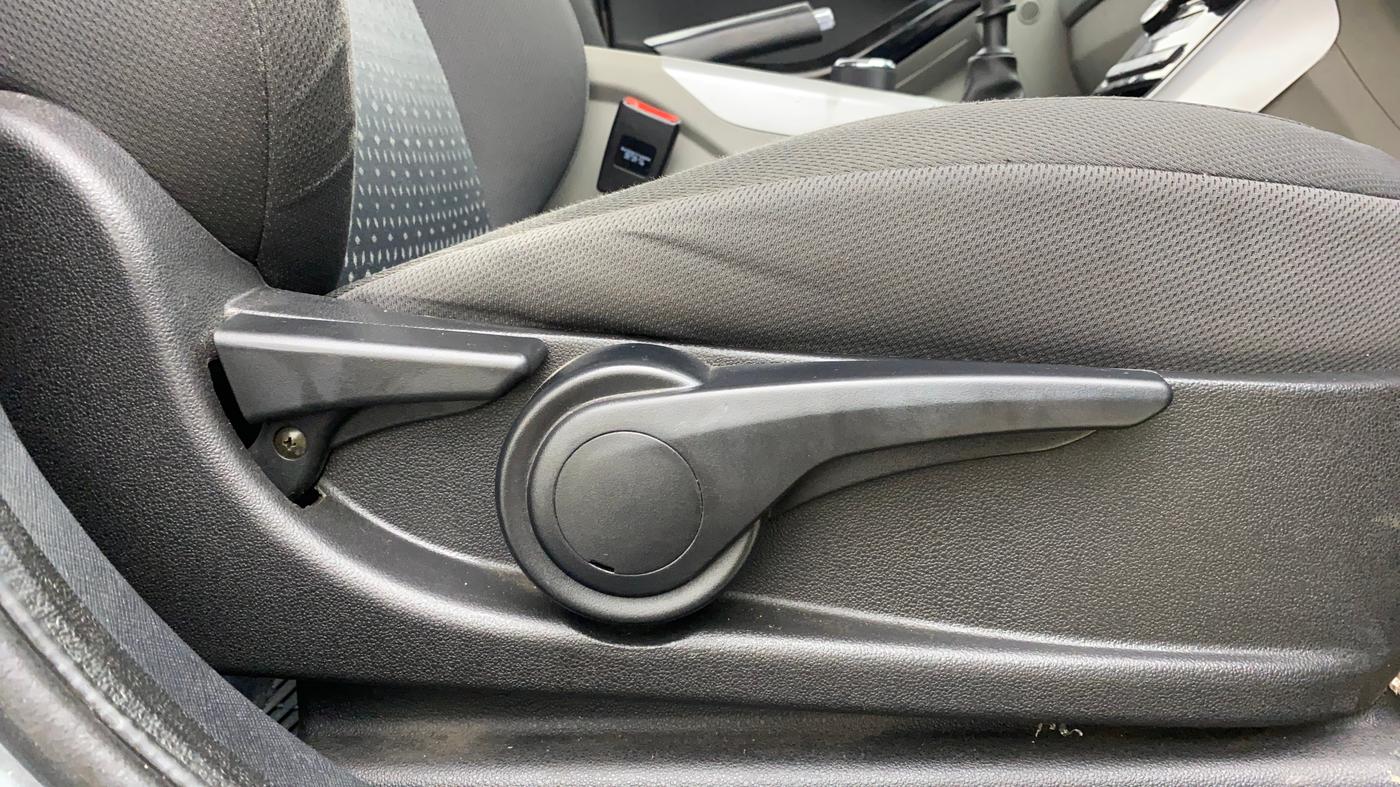 2018 Tata NEXON XZ PETROL, Petrol, Manual, 53,738 km, Driver Side Adjustment Panel