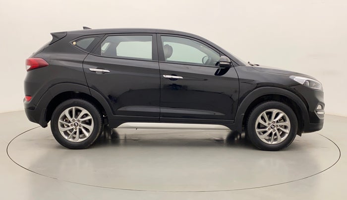 2019 Hyundai Tucson 2WD MT DIESEL, Diesel, Manual, 34,116 km, Right Side View