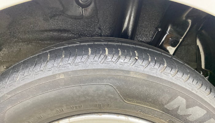 2014 Hyundai Grand i10 ASTA AT 1.2 KAPPA VTVT, Petrol, Automatic, 59,122 km, Left Rear Tyre Tread