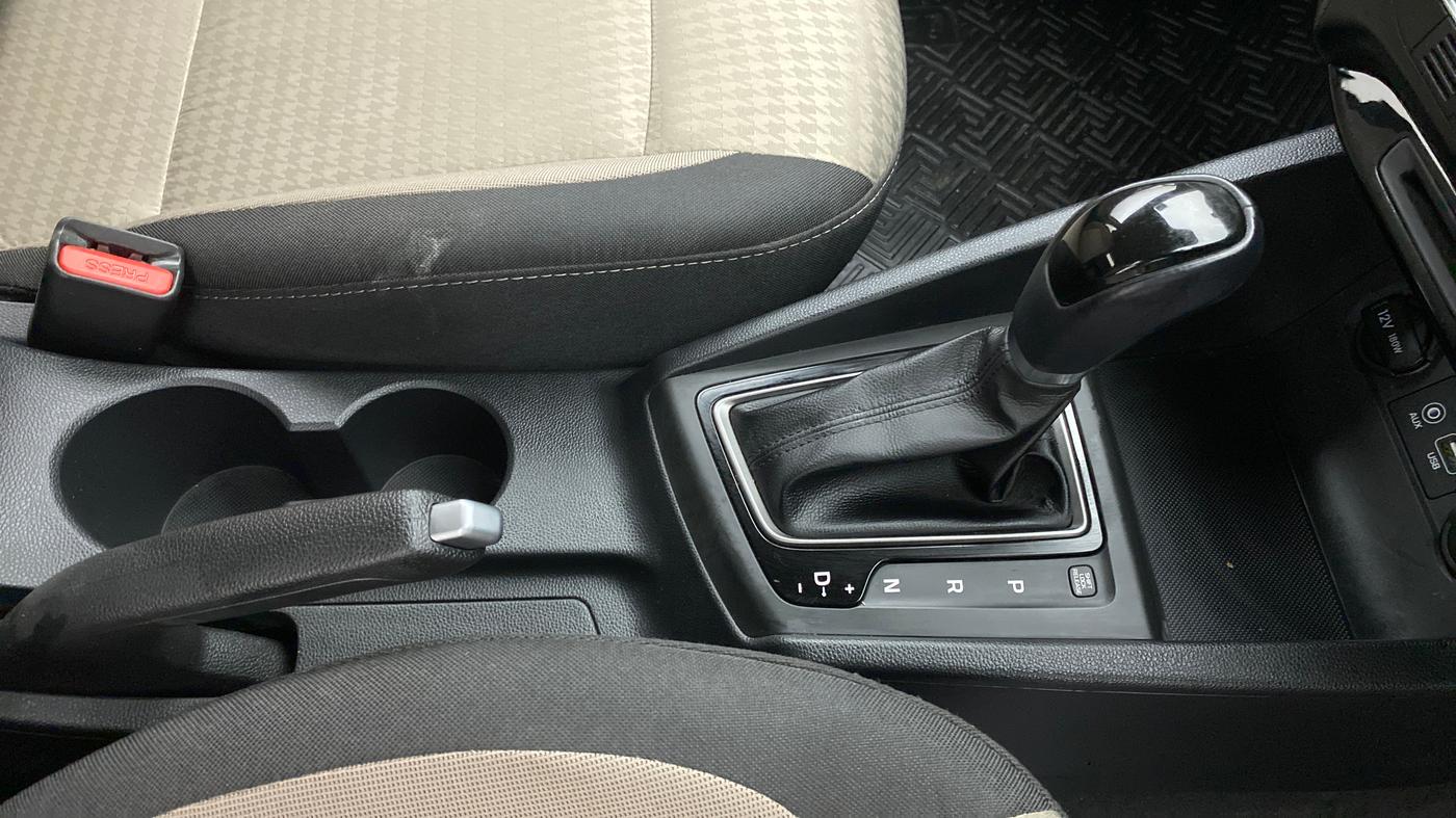 2019 Hyundai Elite i20 1.2  ASTA (O) CVT, Petrol, Automatic, 7,243 km, Gear Lever