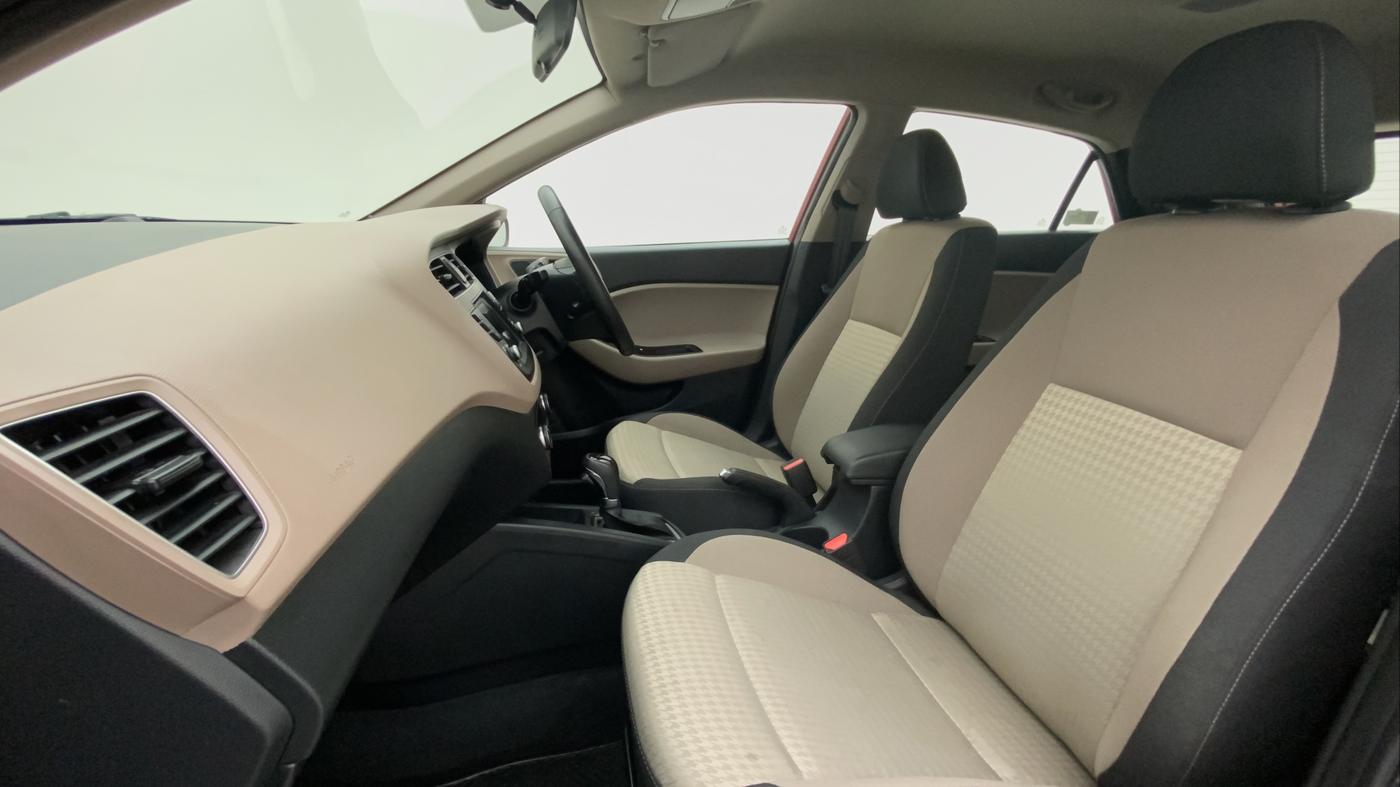 2019 Hyundai Elite i20 1.2  ASTA (O) CVT, Petrol, Automatic, 7,243 km, Right Side Front Door Cabin