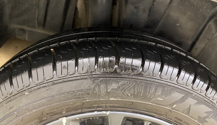 2021 Maruti XL6 ZETA MT, Petrol, Manual, 55,428 km, Right Rear Tyre Tread