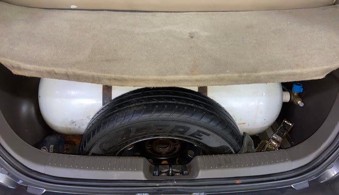 2013 Hyundai i10 ERA 1.1, CNG, Manual, 91,787 km, Boot Inside