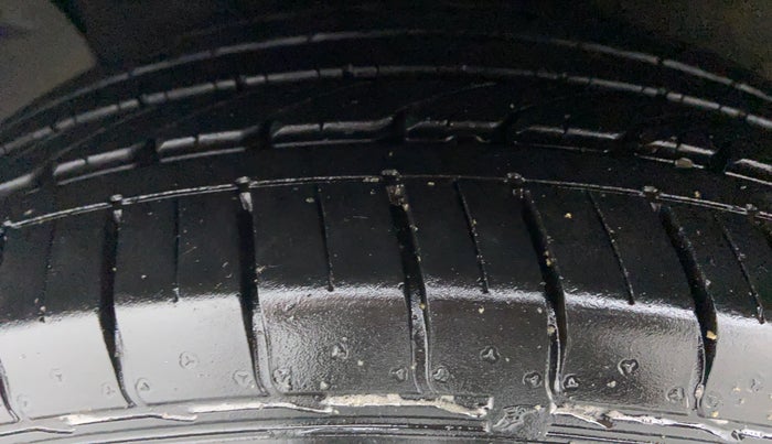2018 Hyundai Creta 1.6 SX PLUS AUTO, Petrol, Automatic, 40,173 km, Left Front Tyre Tread