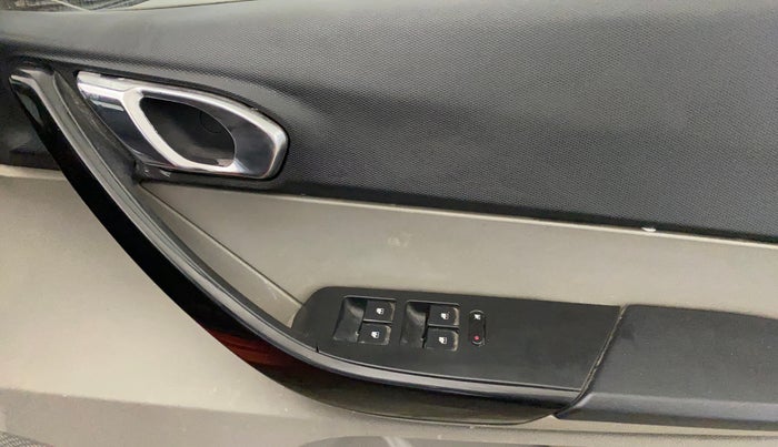 2017 Tata Tiago XZ PETROL, Petrol, Manual, 68,432 km, Driver Side Door Panels Control