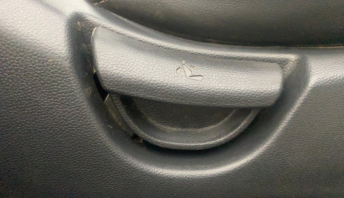 2014 Hyundai Grand i10 MAGNA 1.2 KAPPA VTVT, Petrol, Manual, 36,801 km, Driver Side Adjustment Panel