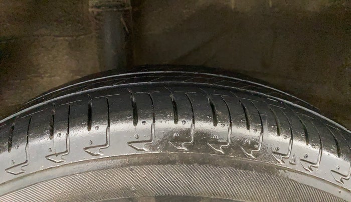 2021 Honda Amaze 1.2L I-VTEC S, Petrol, Manual, 6,888 km, Right Rear Tyre Tread