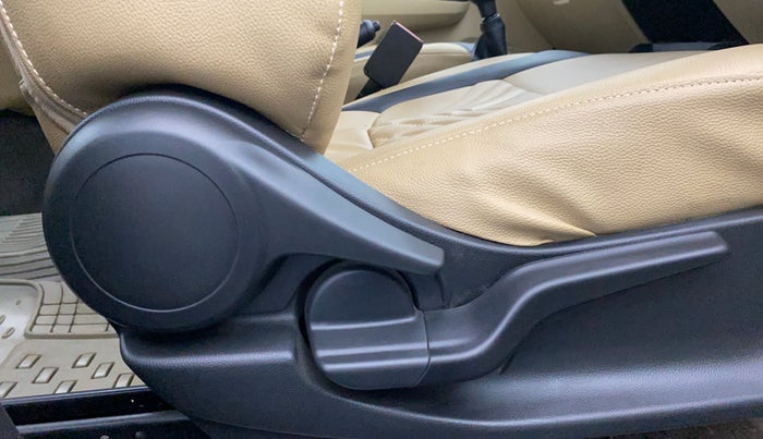 2021 Honda Amaze 1.2L I-VTEC S, Petrol, Manual, 6,888 km, Driver Side Adjustment Panel