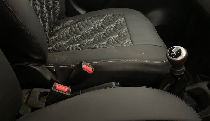 2015 Maruti Wagon R 1.0 LXI, CNG, Manual, 59,940 km, Gear Lever