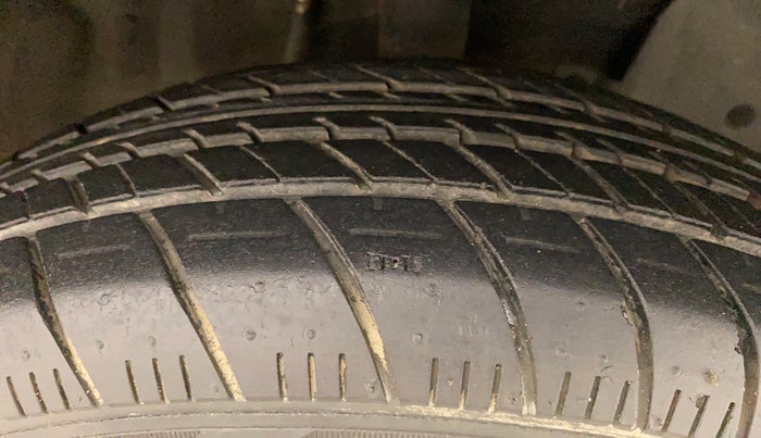 2017 Nissan Micra Active XL, Petrol, Manual, 24,267 km, Right Front Tyre Tread