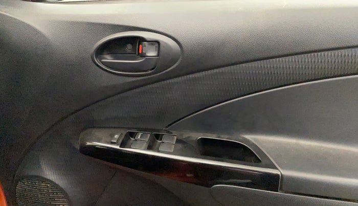 2014 Toyota Etios CROSS 1.2 G, Petrol, Manual, 44,728 km, Driver Side Door Panels Control